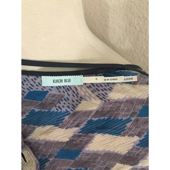 Urban Outfitters Kimchi Blue 100% Silk Printed V Neck Camisole Tank Top Size S - Picture 5 of 5